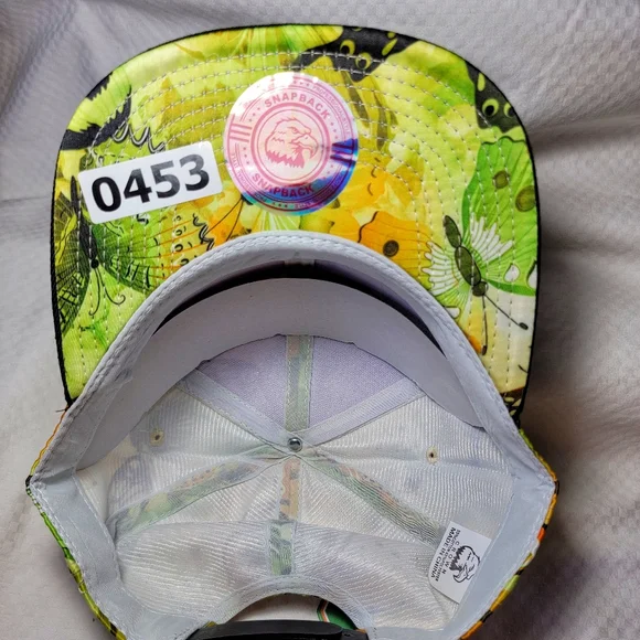 `H25453 NWT Lime & Gold Snapback/Baseball Cap - Floral Butterfly Design - Picture 4 of 4
